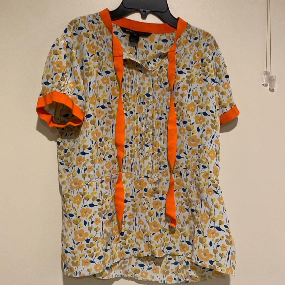 Two Marc Jacob’s Silk Blouses Gray and Tan